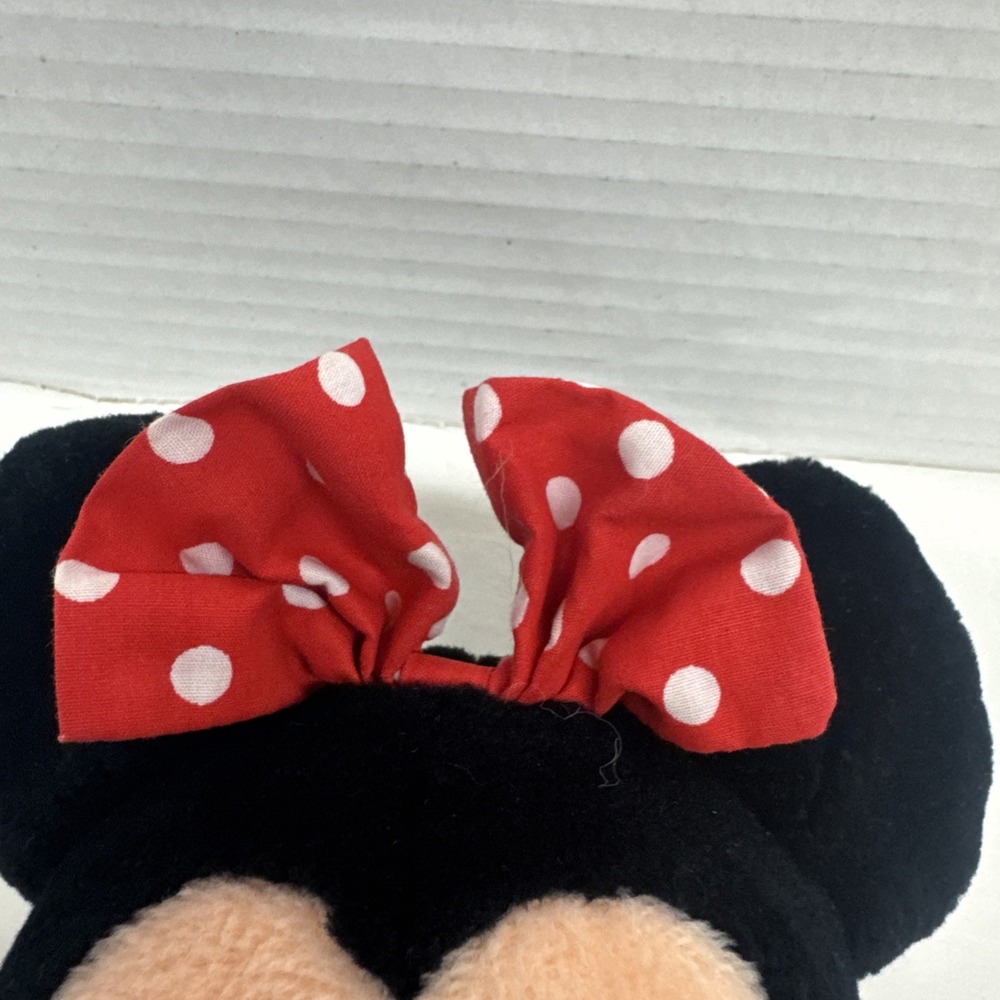 Disney‎ Land Minnie Mouse Hand Puppet By Mattel 11" Vintage 1993 polka dot dress - Picture 2 of 10